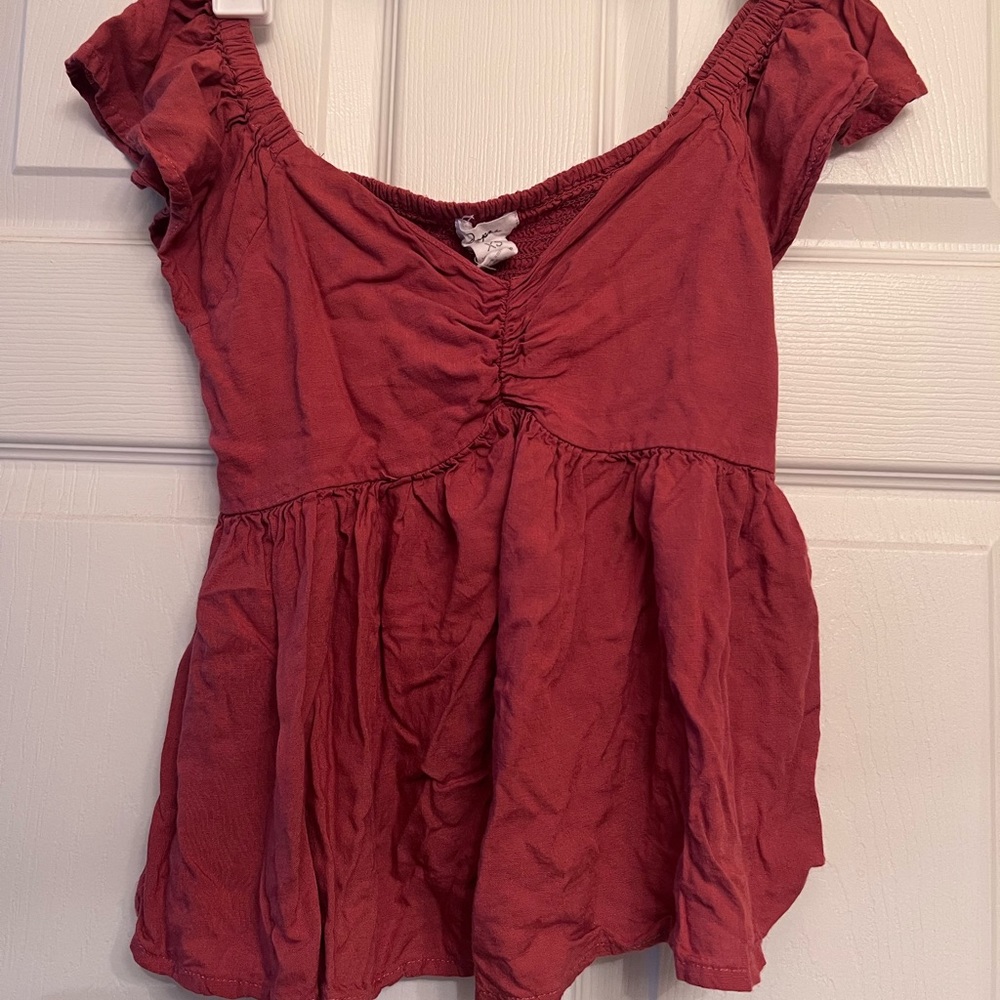 Off the shoulder flowy shirt
